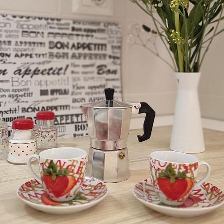 Donna Concetta Arthouse Apartment Napoli Bagian luar foto
