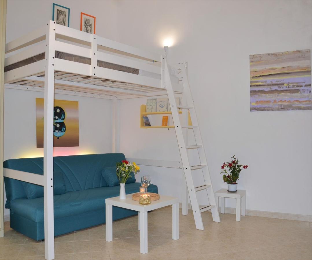 Donna Concetta Arthouse Apartment Napoli Bagian luar foto