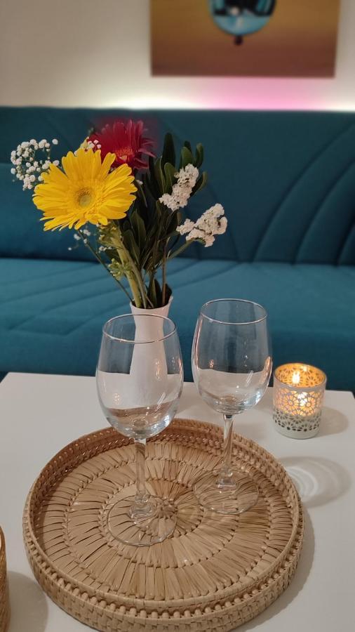 Donna Concetta Arthouse Apartment Napoli Bagian luar foto