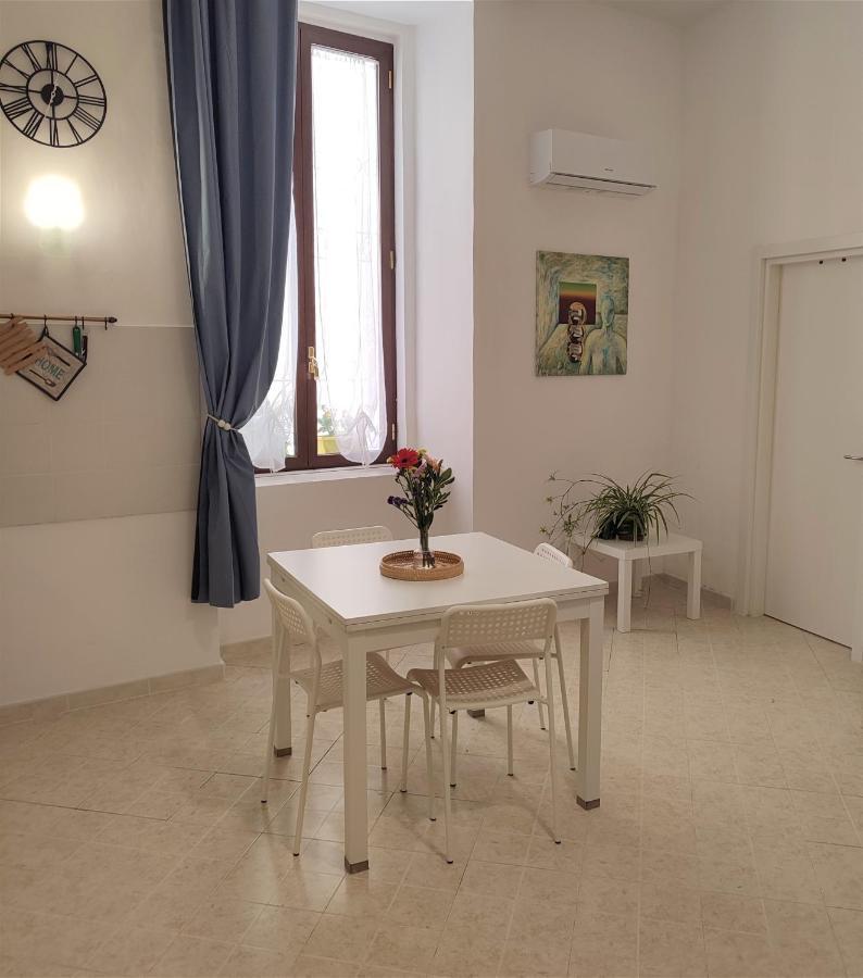 Donna Concetta Arthouse Apartment Napoli Bagian luar foto
